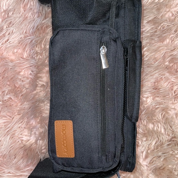 COPY - Momcozy Universal stroller organizer/Caddy with Insulated Cup Holder - Picture 6 of 9